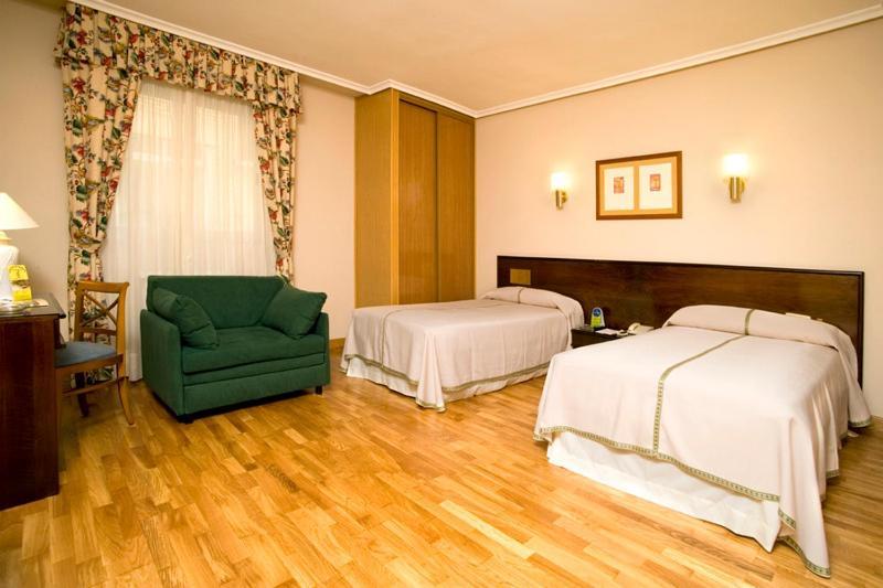 Hotel Castilla Vieja Palencia Habitación foto